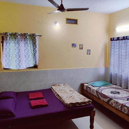 Surya Guest House Gokarna  Exterior foto