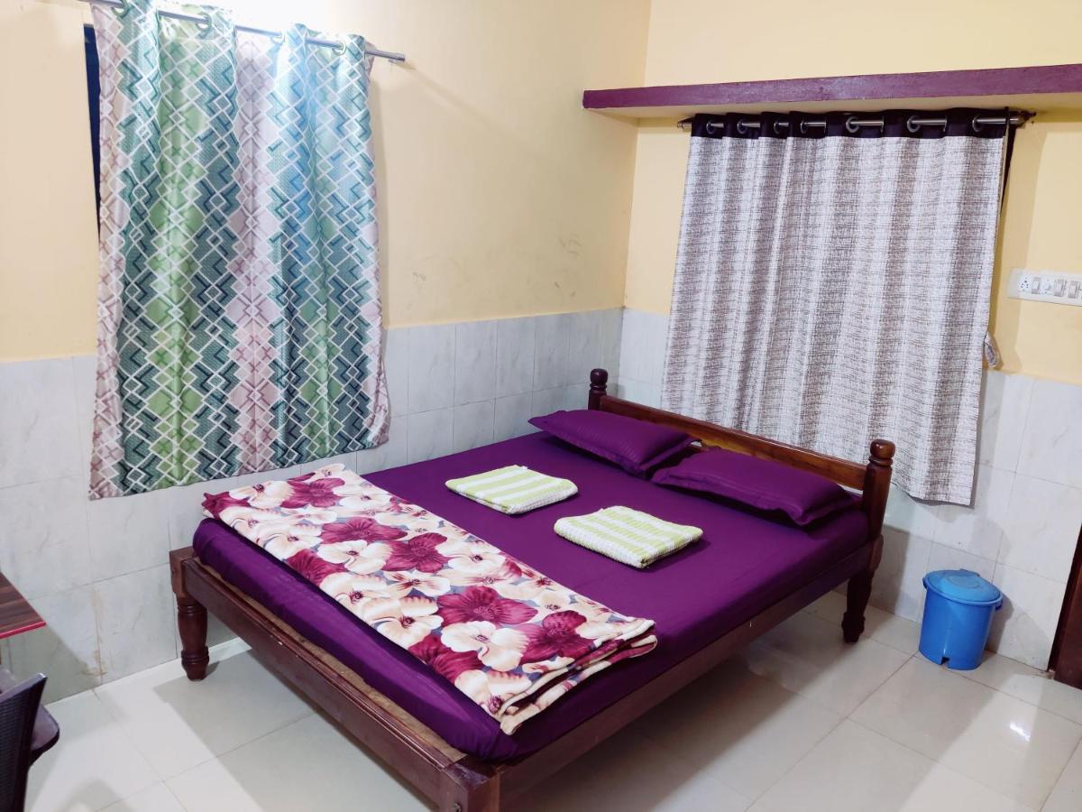 Surya Guest House Gokarna  Exterior foto